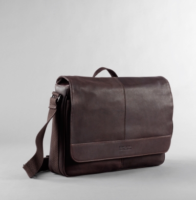 kenneth cole risky business bag